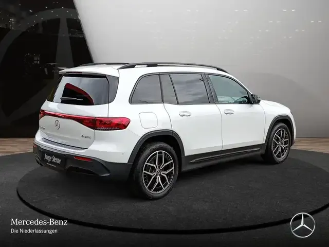 Mercedes-Benz EQB 300