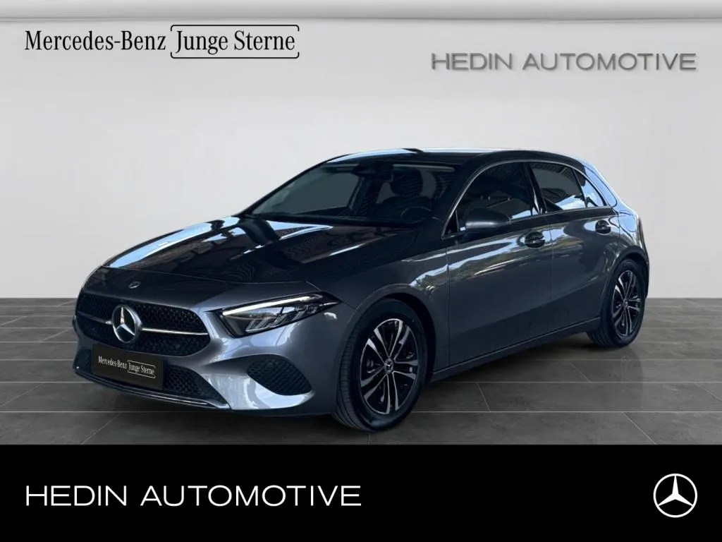 Mercedes-Benz A 220