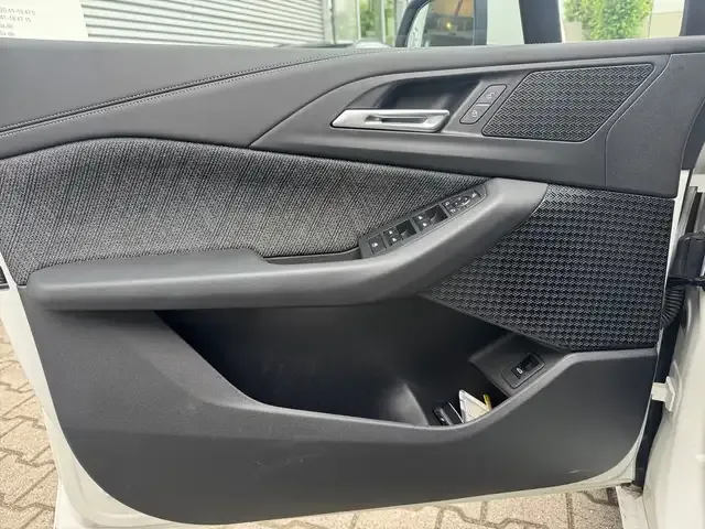 BMW 216