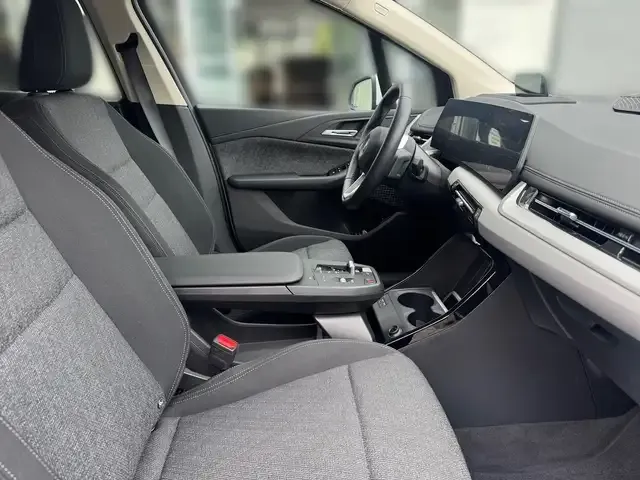 BMW 216