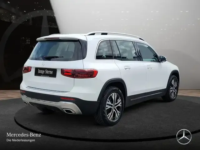 Mercedes-Benz GLB 200