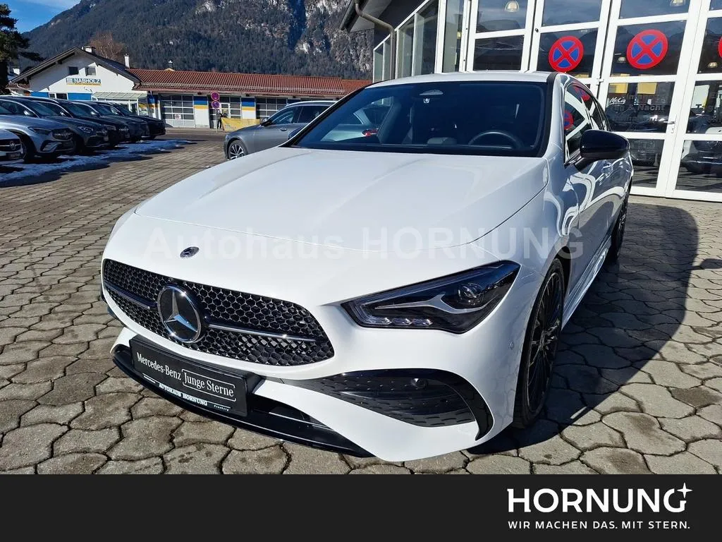 Mercedes-Benz CLA 200