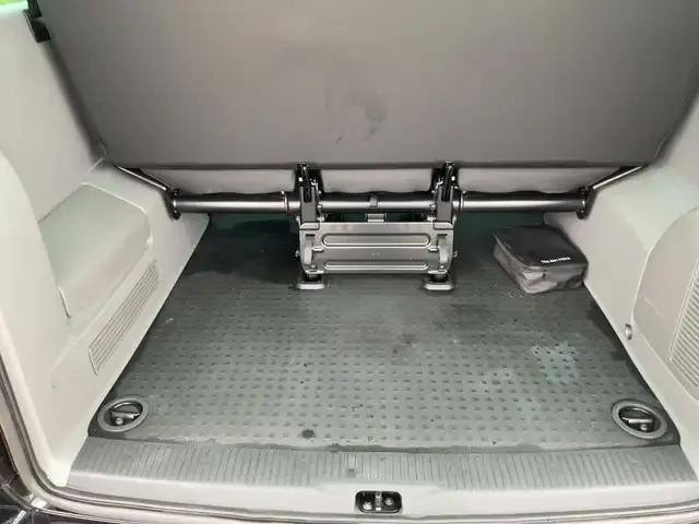 Volkswagen T6.1 Caravelle