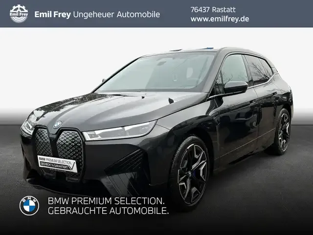 BMW iX