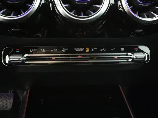 Mercedes-Benz EQA 300