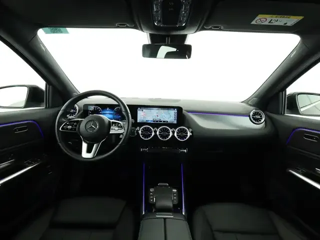 Mercedes-Benz EQA 300