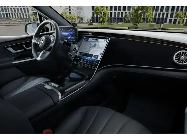 Mercedes-Benz EQE SUV