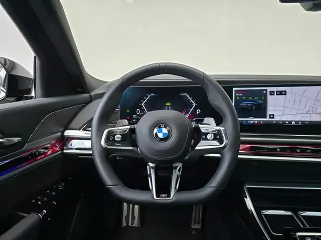 BMW 740