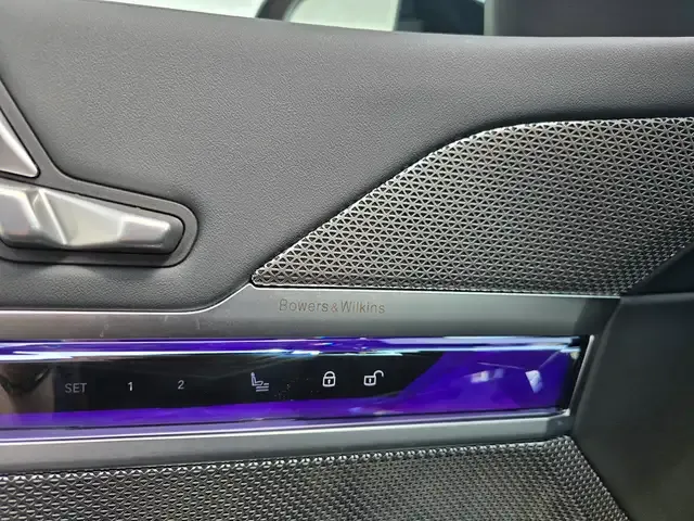 BMW 740