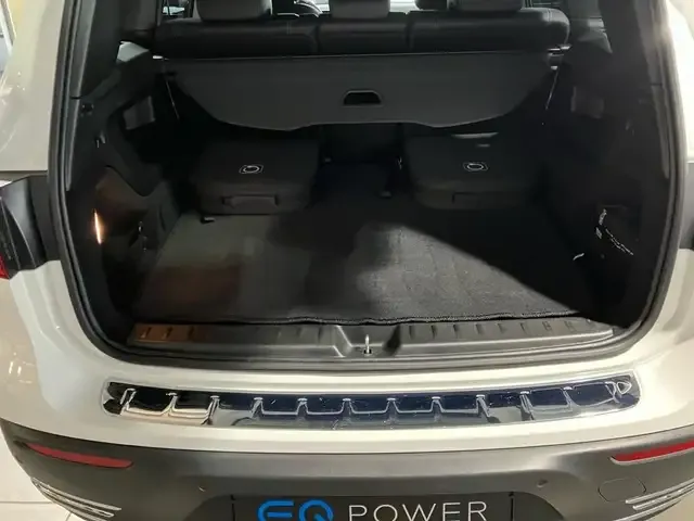 Mercedes-Benz EQB 300