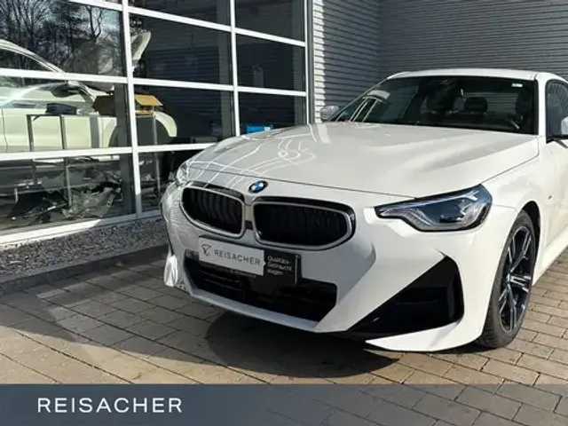 BMW 220