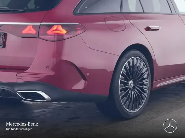 Mercedes-Benz E 300