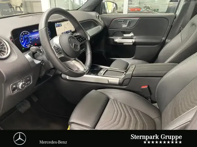 Mercedes-Benz EQB 350