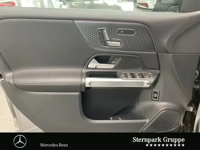 Mercedes-Benz EQB 350