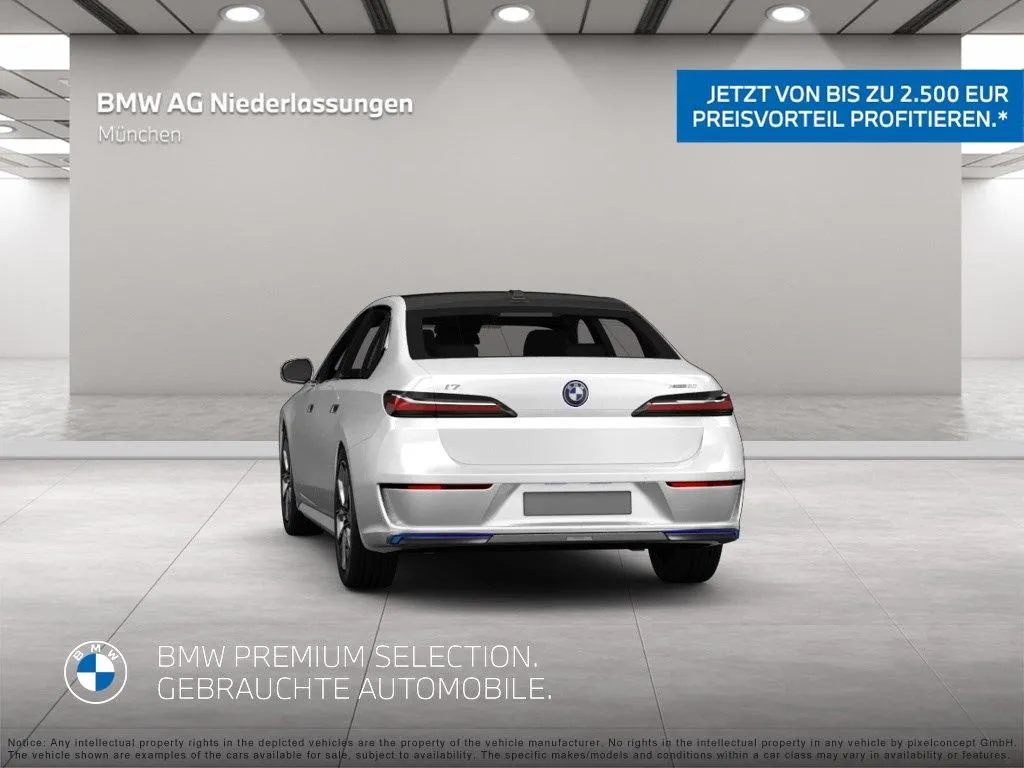 BMW i7