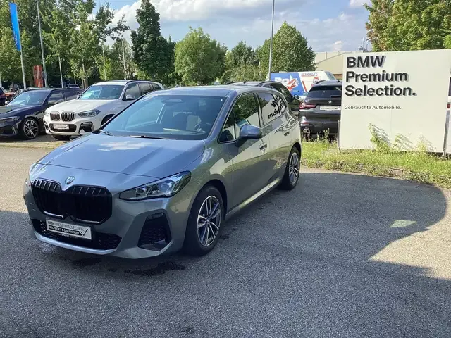 BMW 218