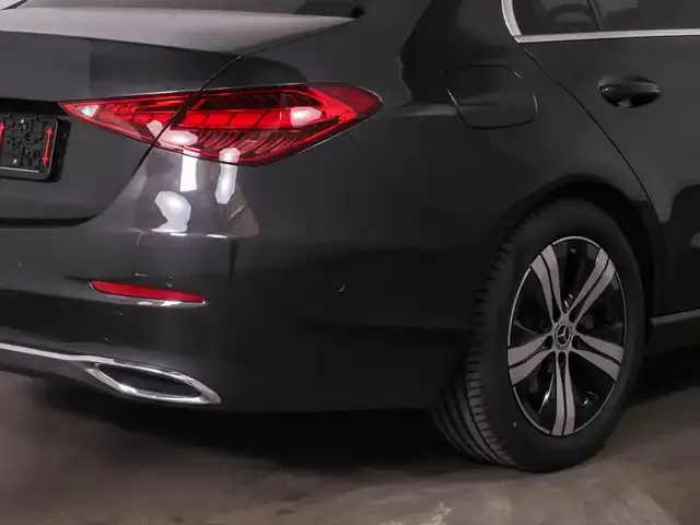 Mercedes-Benz C 180