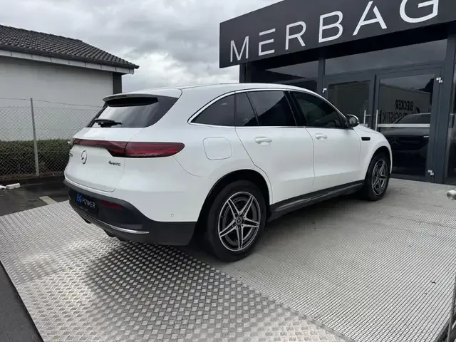 Mercedes-Benz EQC 400