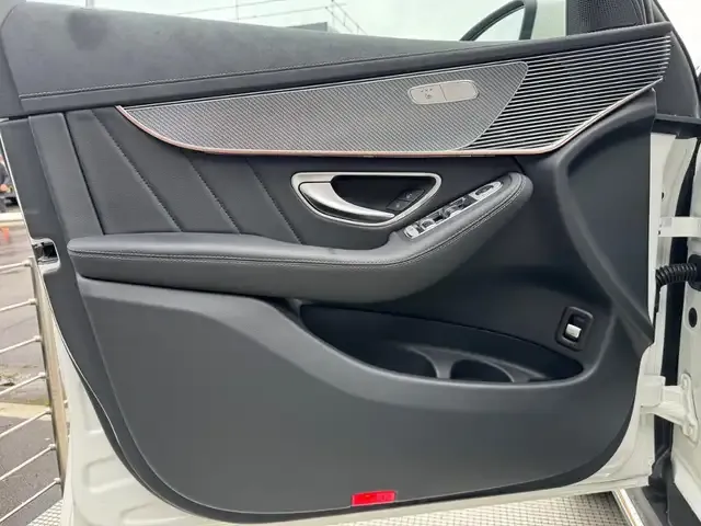 Mercedes-Benz EQC 400