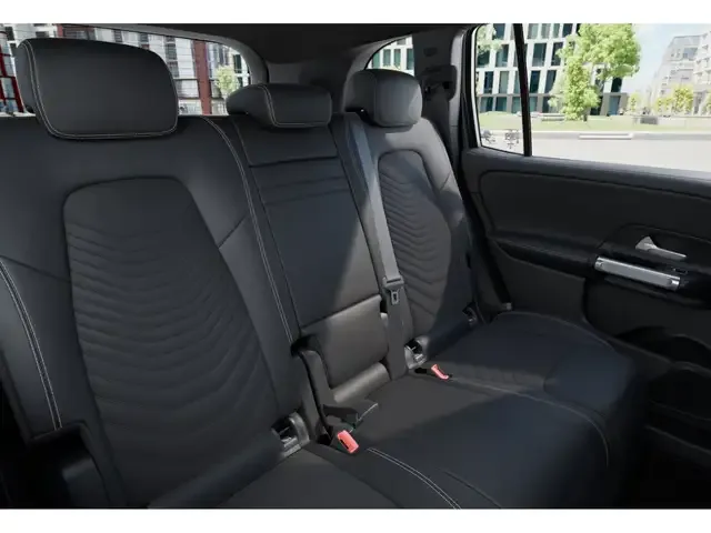 Mercedes-Benz EQB 250