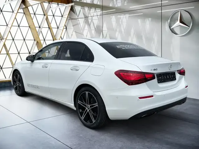 Mercedes-Benz A 180