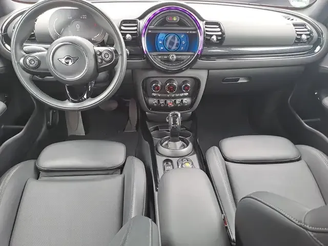 MINI Cooper Clubman