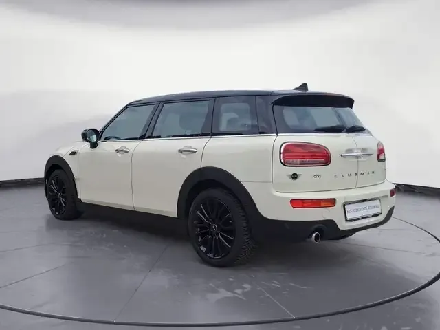MINI Cooper Clubman