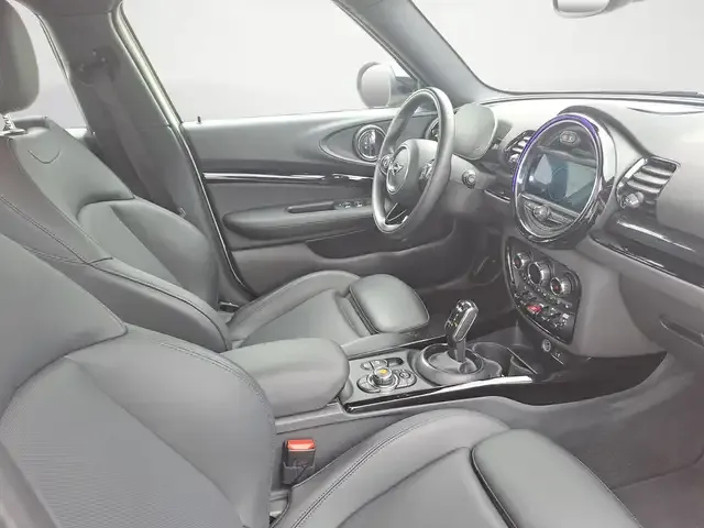 MINI Cooper Clubman