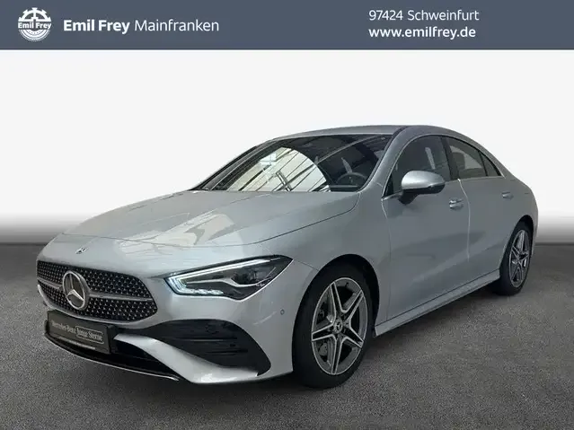 Mercedes-Benz CLA 200