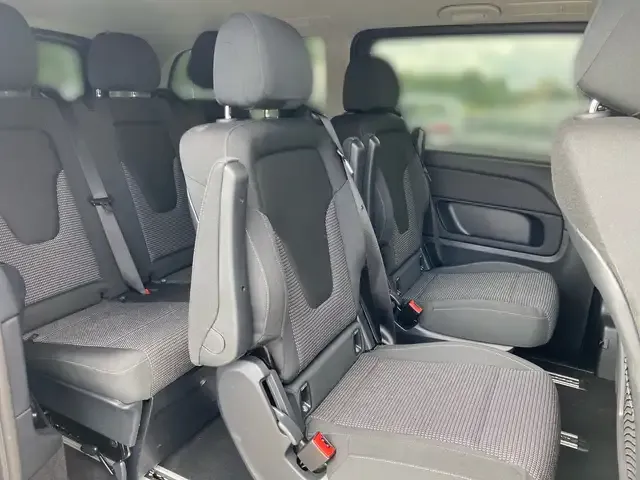 Mercedes-Benz V 250