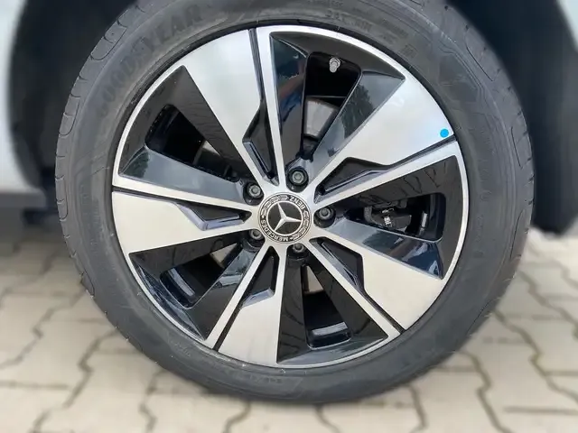 Mercedes-Benz V 250