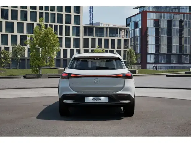 Mercedes-Benz EQA 250