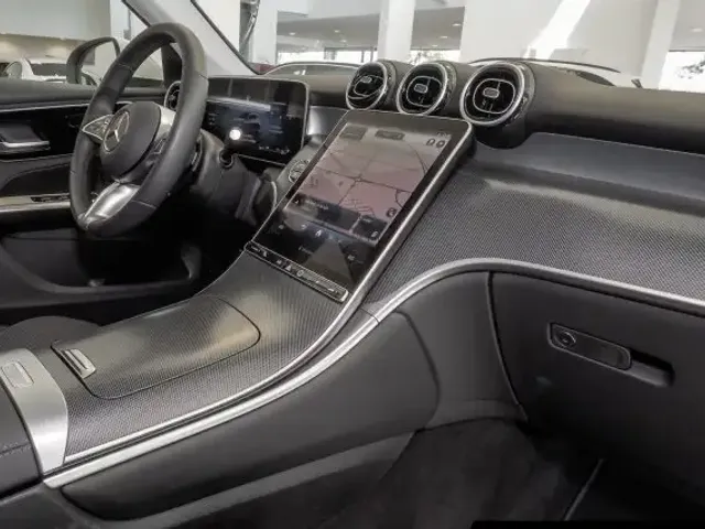 Mercedes-Benz GLC 200