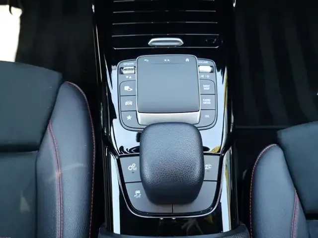 Mercedes-Benz CLA 45 AMG