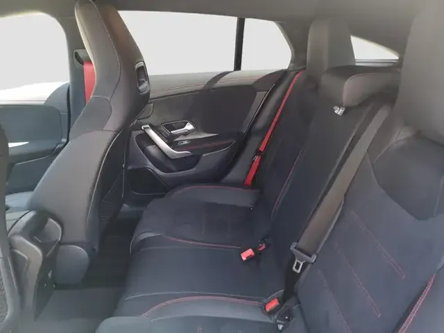 Mercedes-Benz CLA 45 AMG
