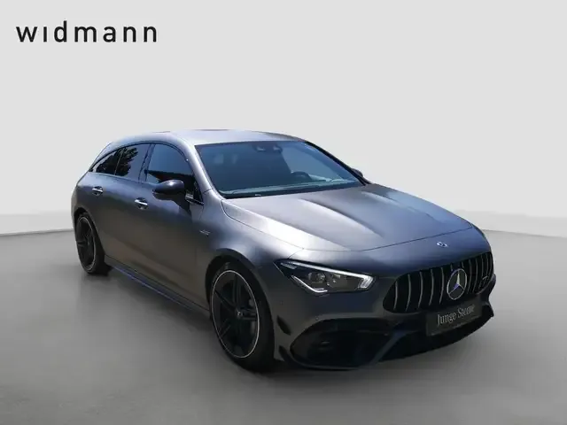Mercedes-Benz CLA 45 AMG
