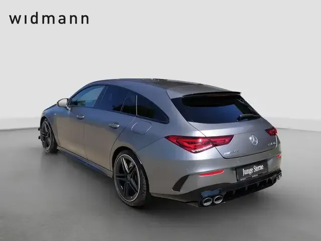 Mercedes-Benz CLA 45 AMG