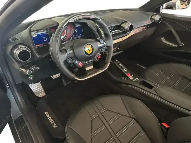 Ferrari 812