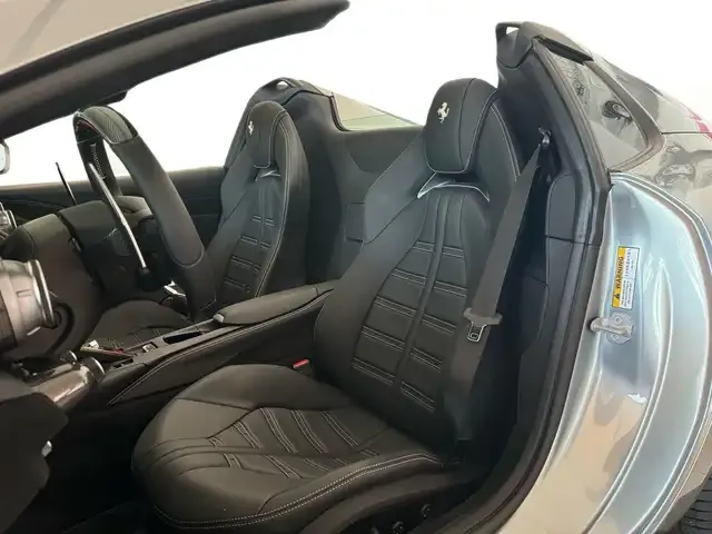 Ferrari 812