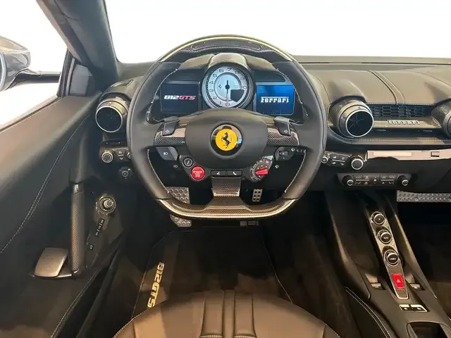 Ferrari 812