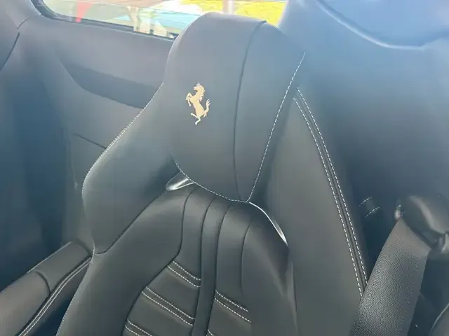 Ferrari 812
