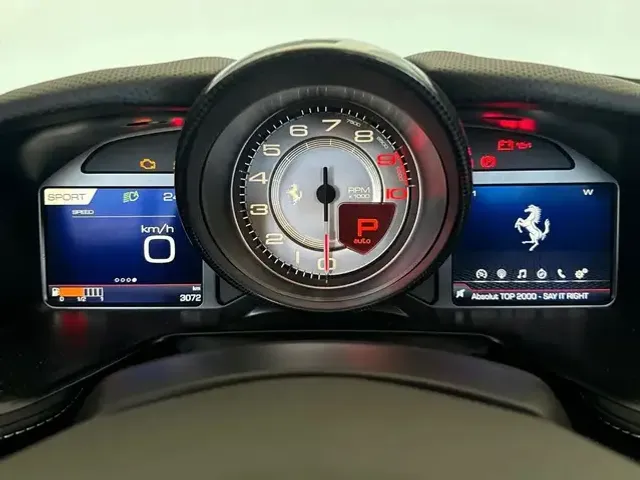 Ferrari 812