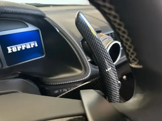 Ferrari 812