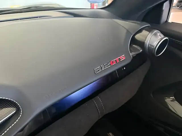 Ferrari 812