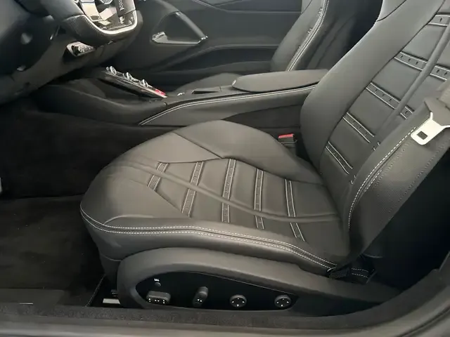 Ferrari 812