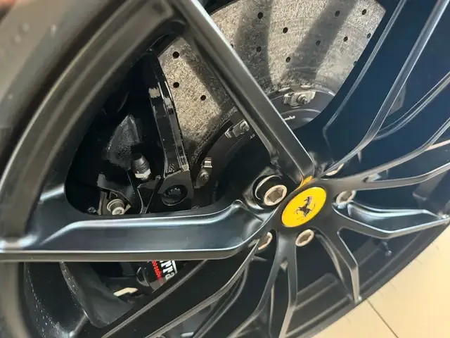 Ferrari 812