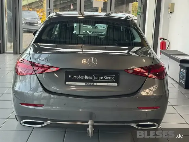 Mercedes-Benz C 220