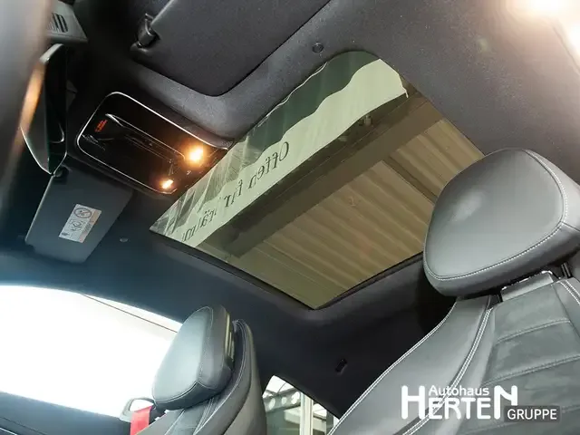 Mercedes-Benz CLE 200