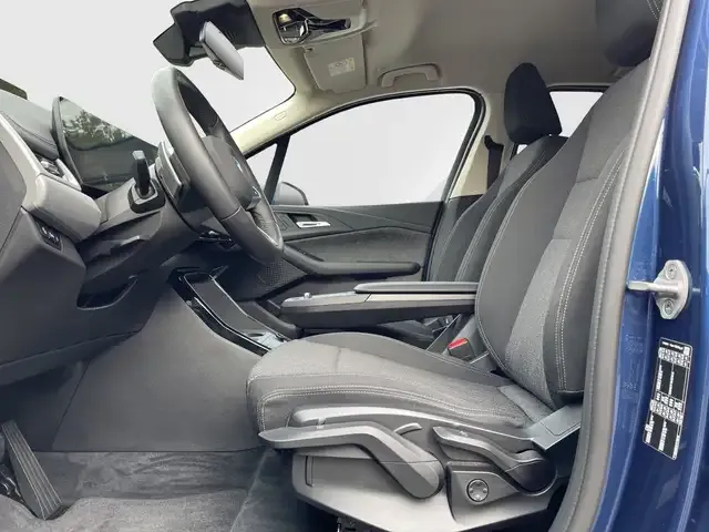 BMW 216