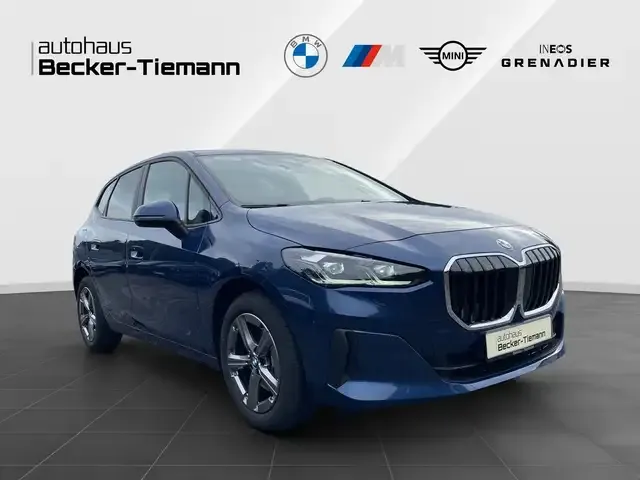 BMW 216